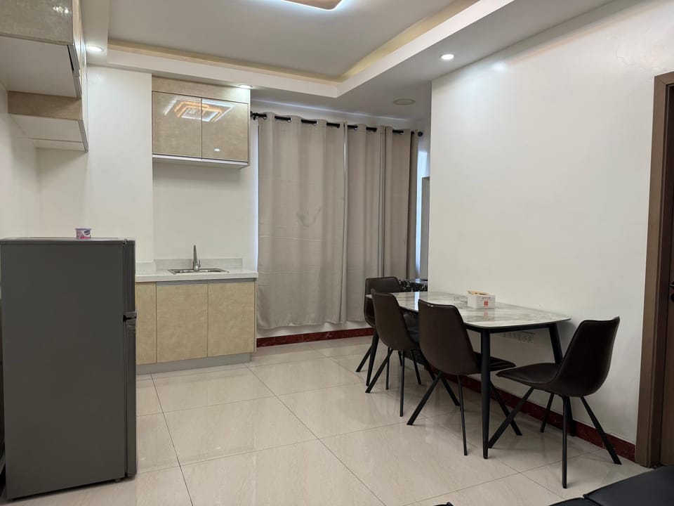 Seating area, air conditioner