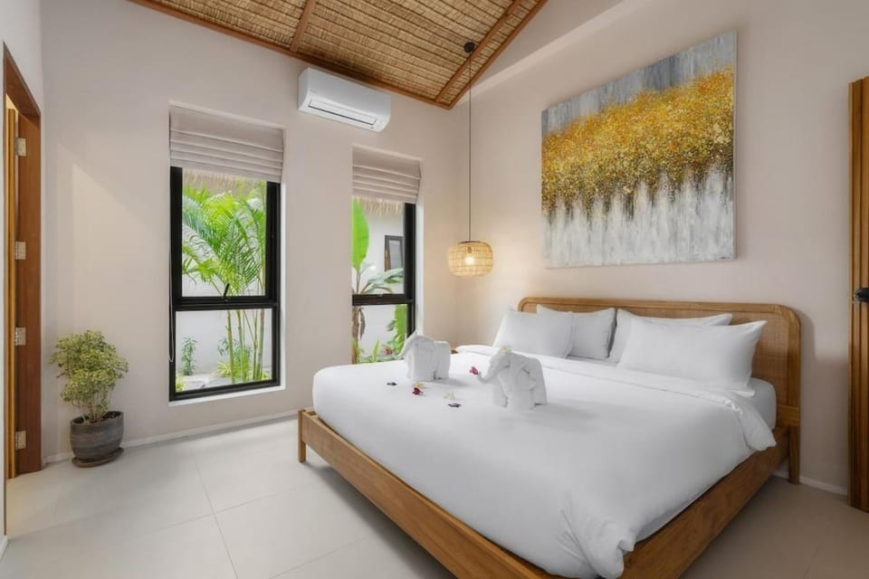 Rachel Villas - New Beachfront Luxury Private Pool Villa in Ko Pha-ngan Sub-district