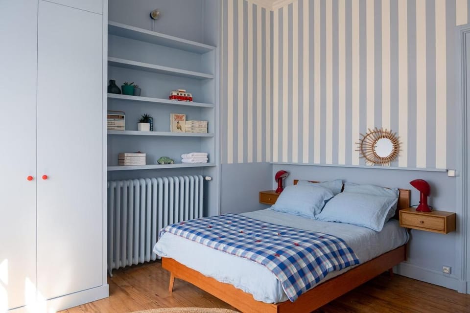 Bed, Photo of the whole room, Bedroom