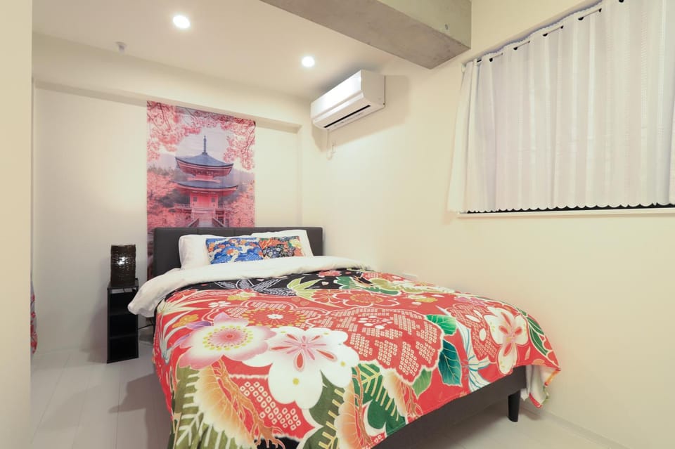 Bed, Bedroom, air conditioner