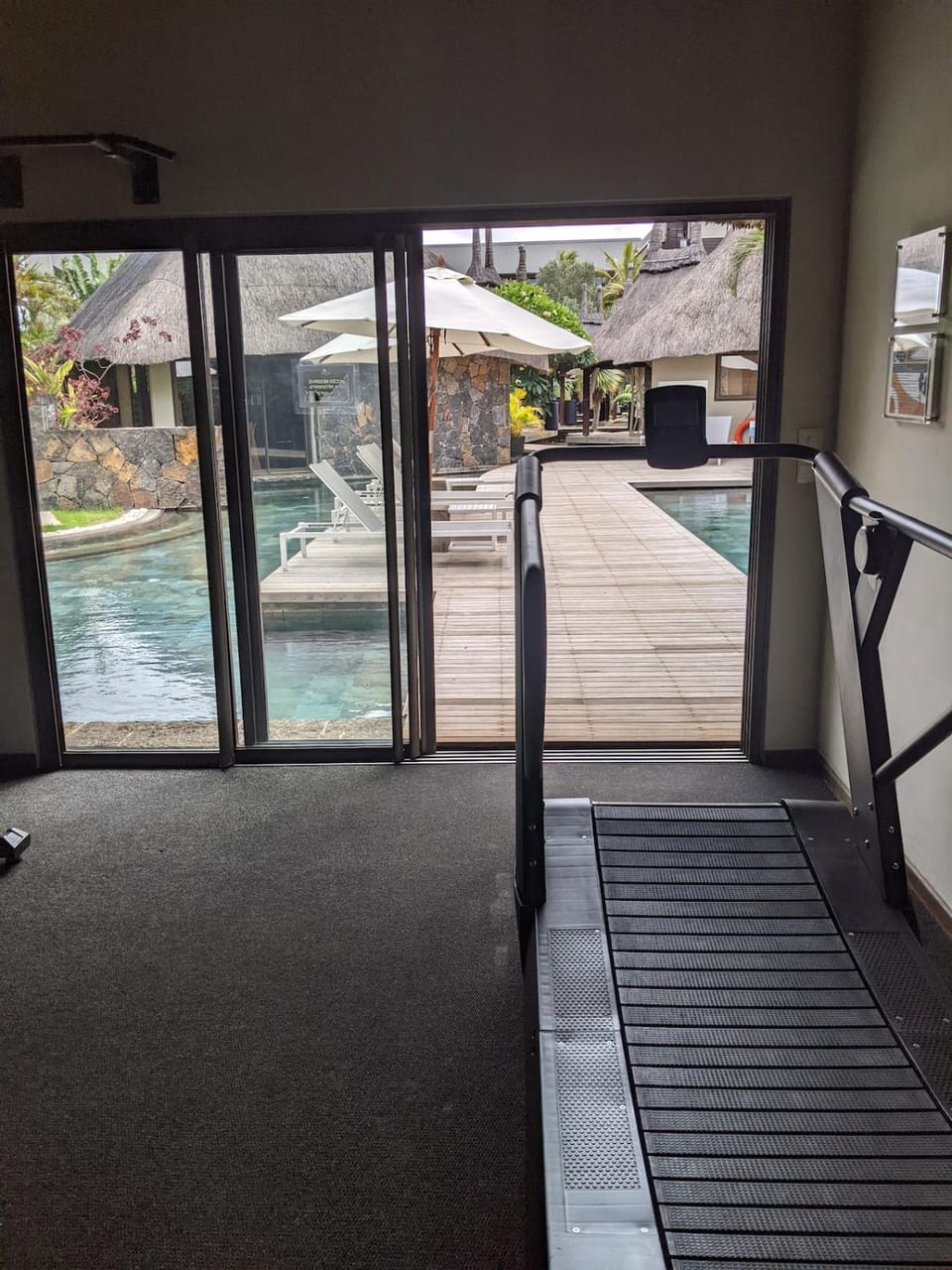 Fitness centre/facilities, Pool view, Swimming pool