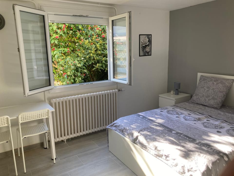 Chambres comme un petit logement Vacation rental in Pays de la Loire