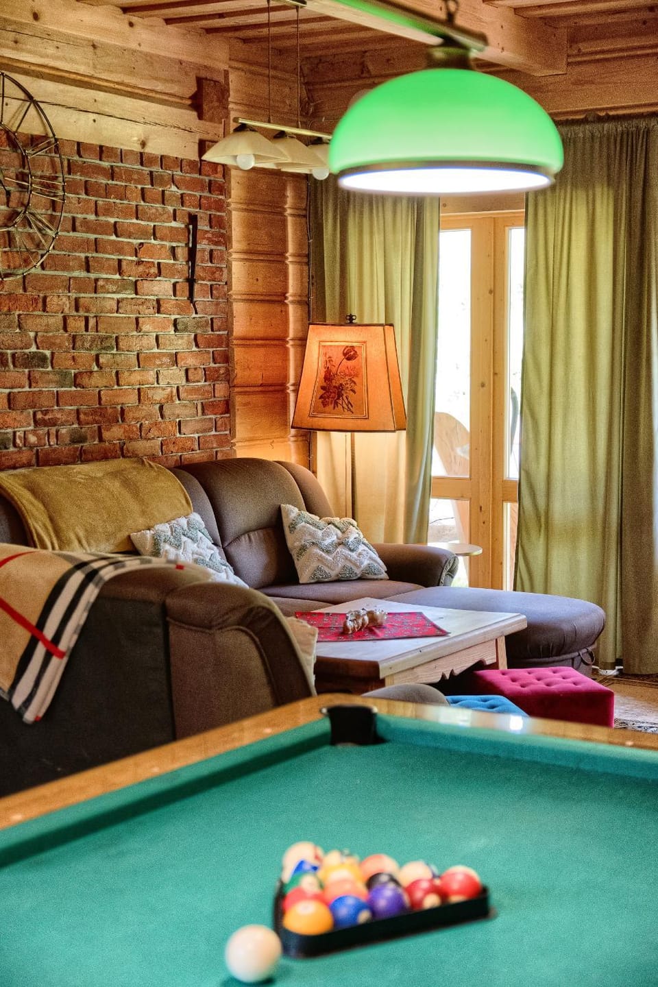GLICZAROWA OSADA, Chata 18 osób, Domek 8 osób NA WYŁĄCZNOŚĆ, 8 sypialni z łazienkami, spokój, przyroda, wyjątkowe miejsce House in Lesser Poland Voivodeship