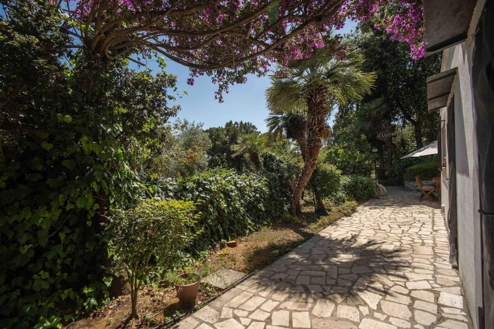 Villa Circeo, con piscina e scesa al mare Villa in San Felice Circeo