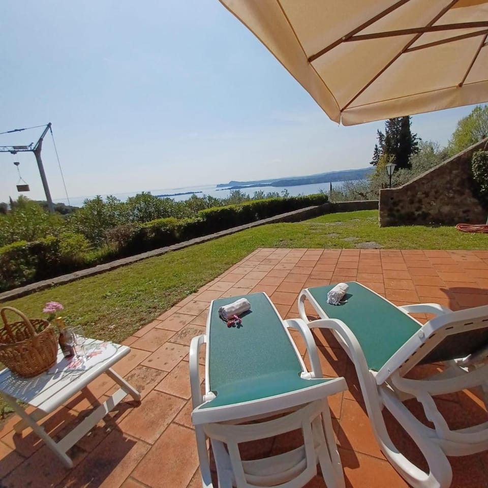 Patio, Natural landscape, View (from property/room), Dining area, Lake view, Pool view, Swimming pool, sunbed
