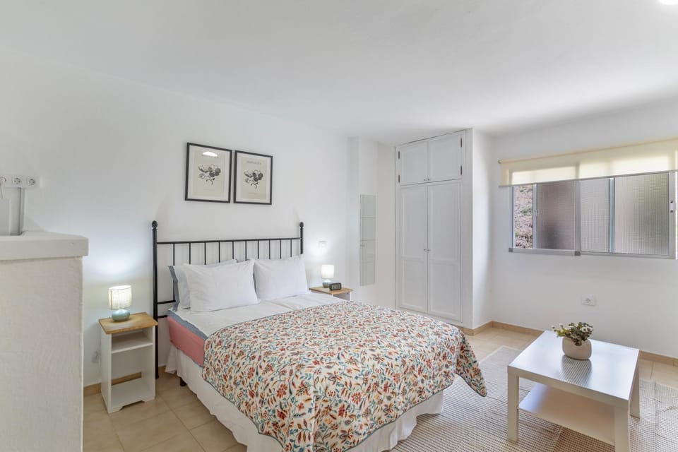 Living room, Bedroom