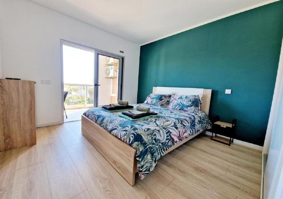Bed, Photo of the whole room, Bedroom, towels, wardrobe, air conditioner
