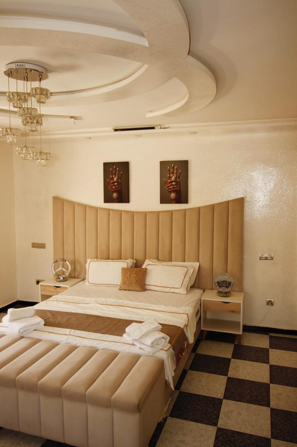 Living room, Bedroom