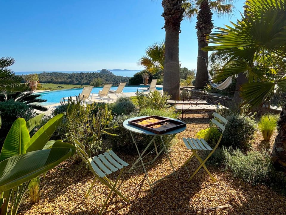 Day, Natural landscape, Garden, Garden view, Pool view, Swimming pool, sunbed