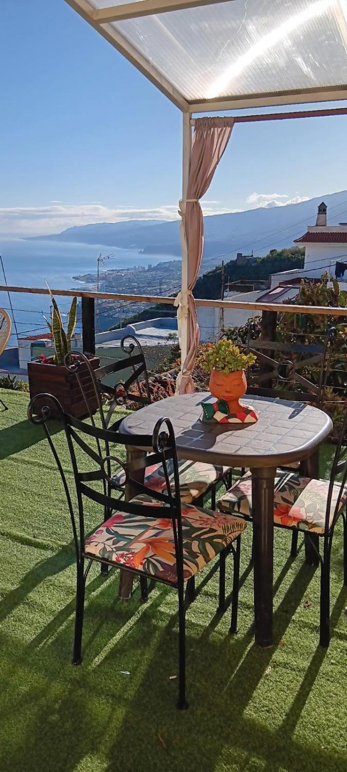 Patio, Natural landscape, View (from property/room), Balcony/Terrace, Living room, Sea view