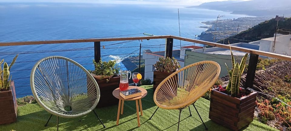 Patio, Natural landscape, View (from property/room), Balcony/Terrace