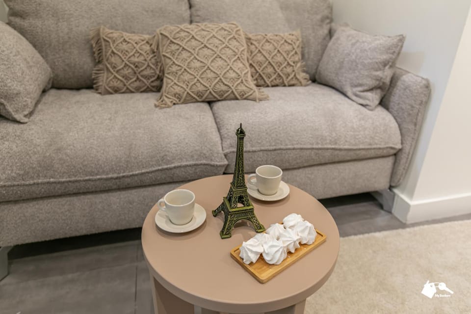 Coffee/tea facilities, Living room
