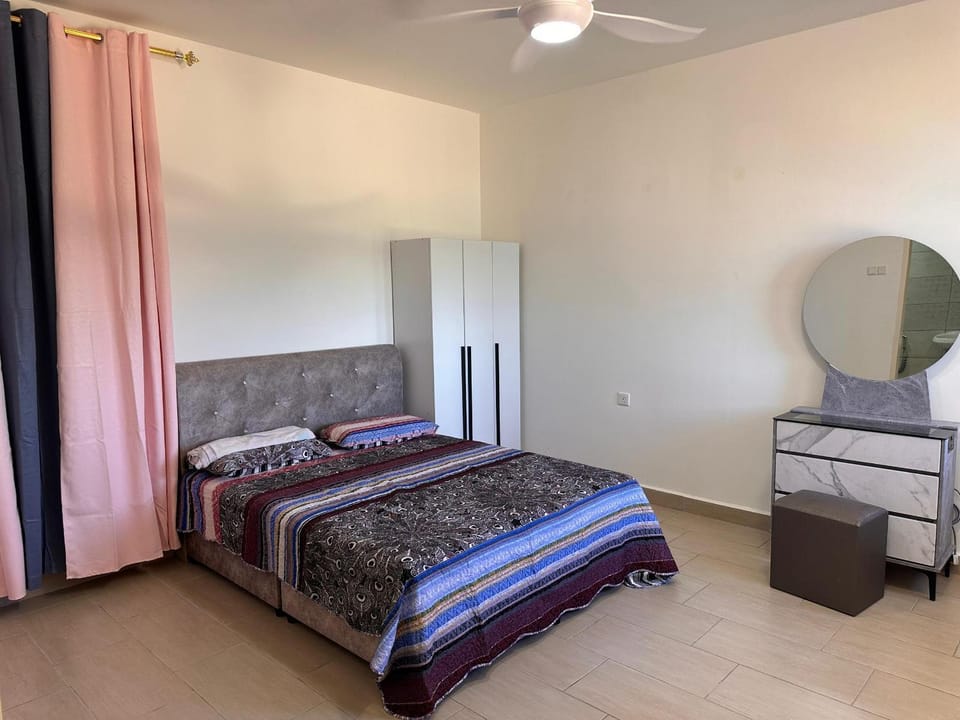 Bedroom, air conditioner