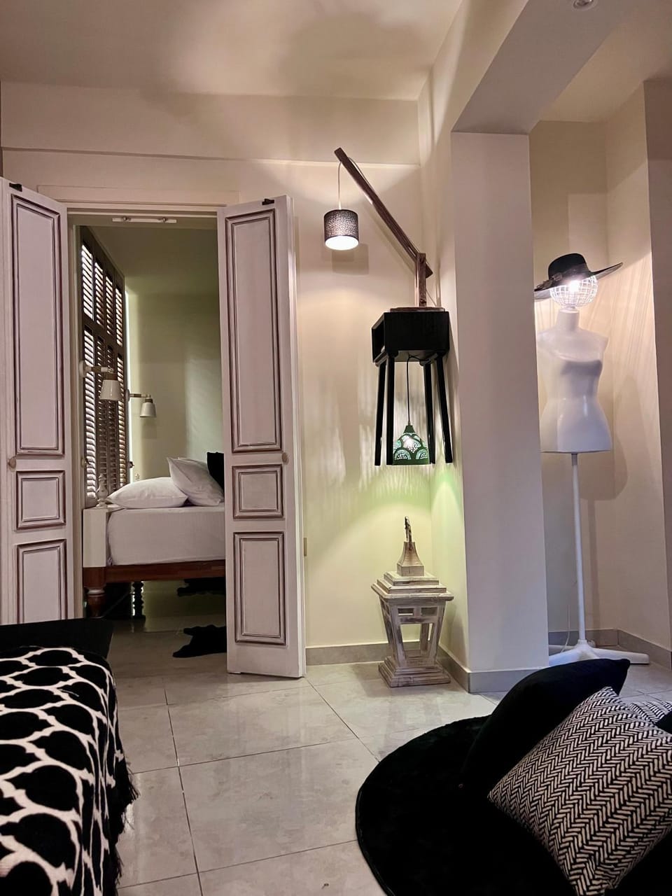 Bed, Decorative detail, Bedroom