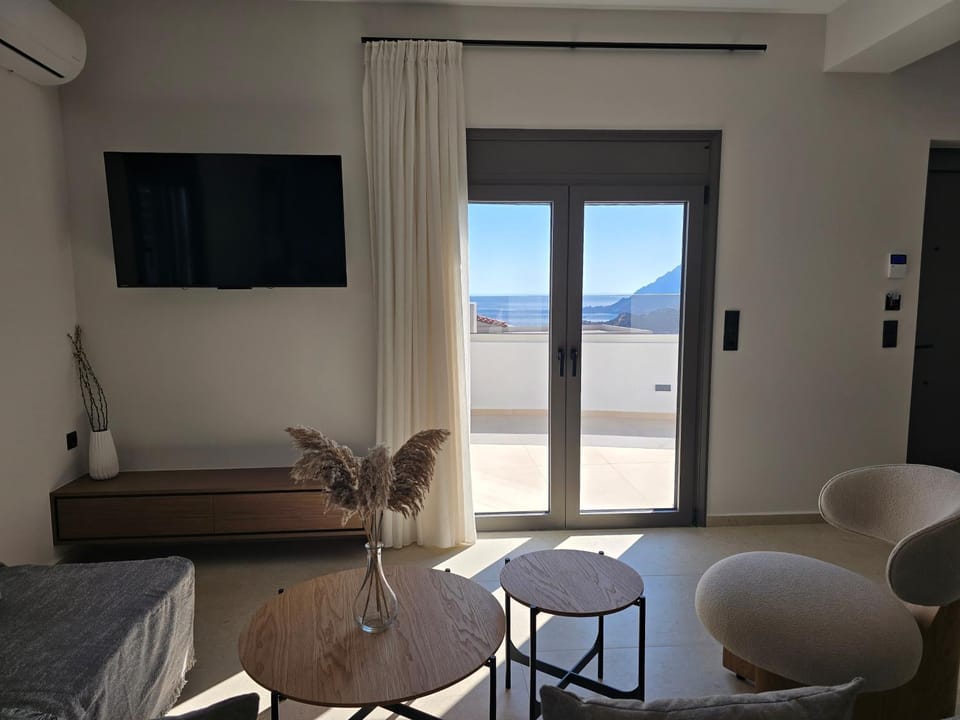 Natural landscape, Living room