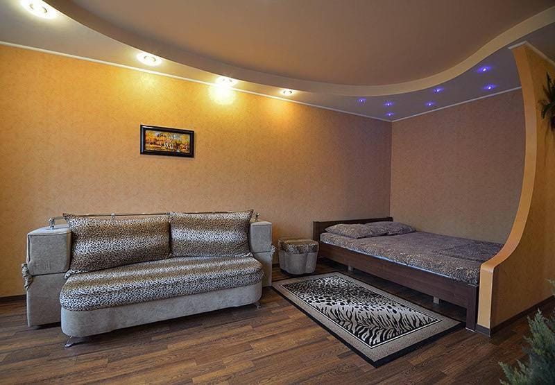 Bed, Living room