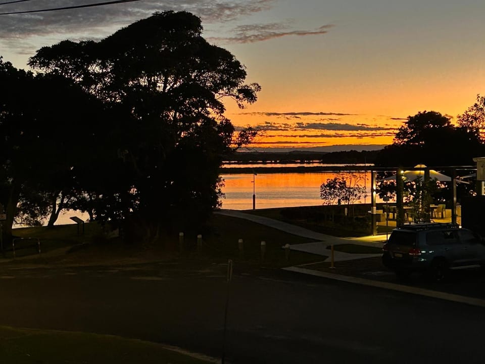 Balcony/Terrace, River view, Sea view, Sunset