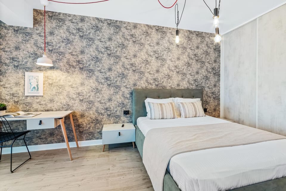 Bed, Photo of the whole room, Bedroom
