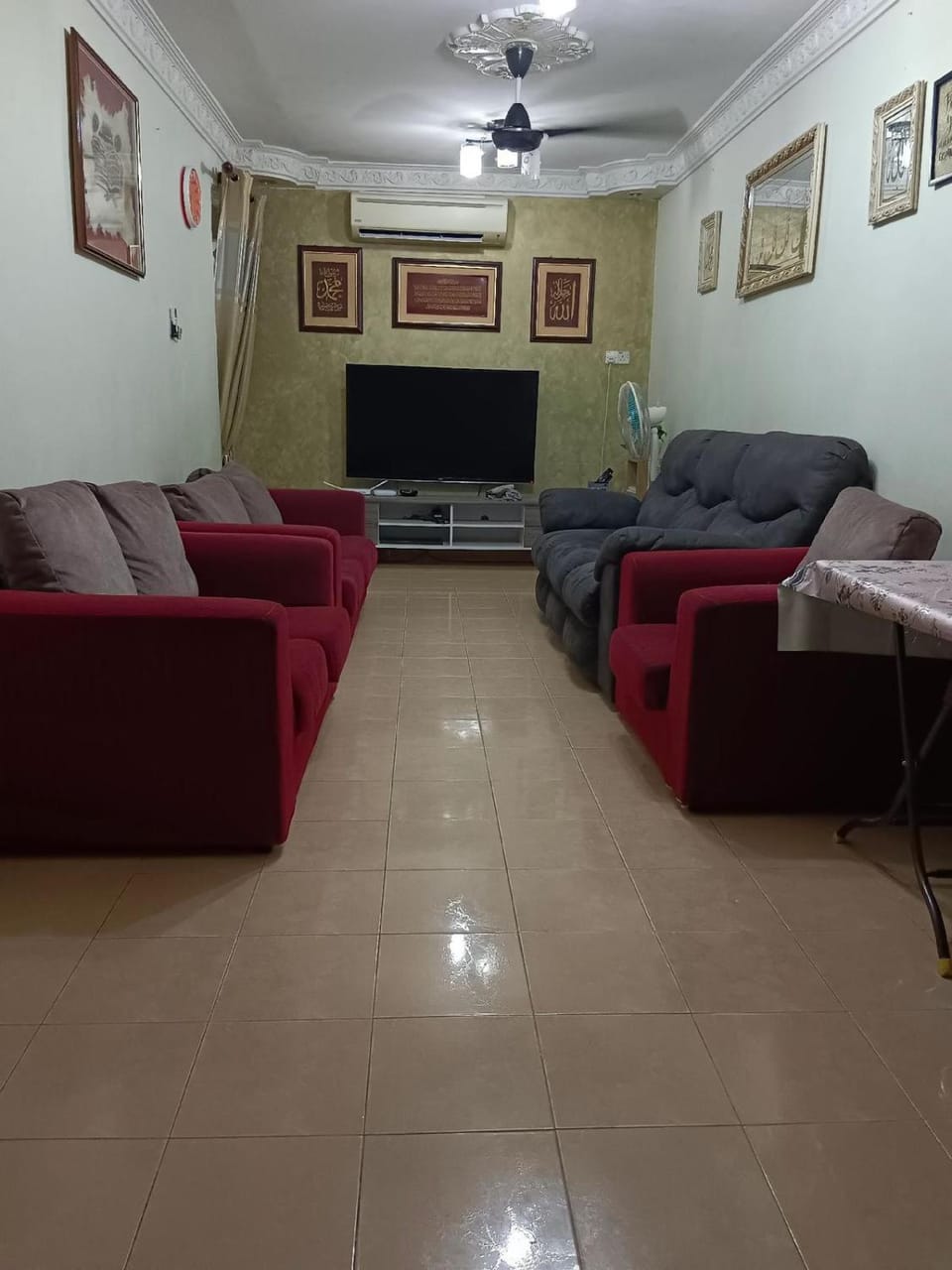 Dinie's Homestay, Petaling Jaya Selangor House in Petaling Jaya