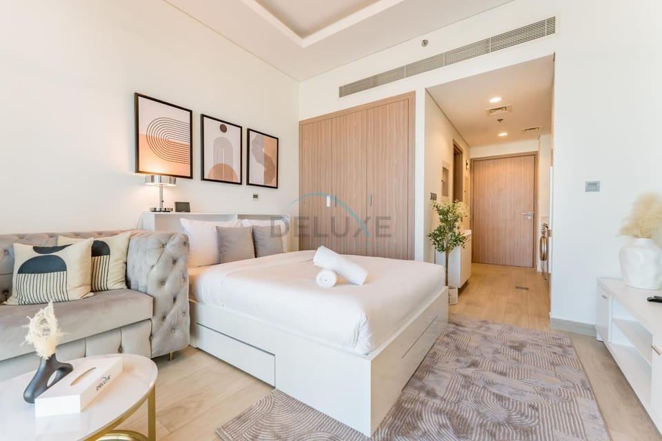 Bed, Living room, Photo of the whole room, Bedroom, wardrobe