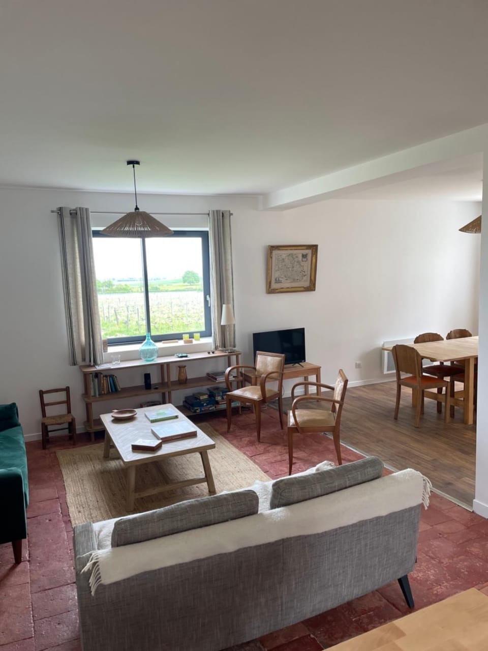 Living room, Dining area
