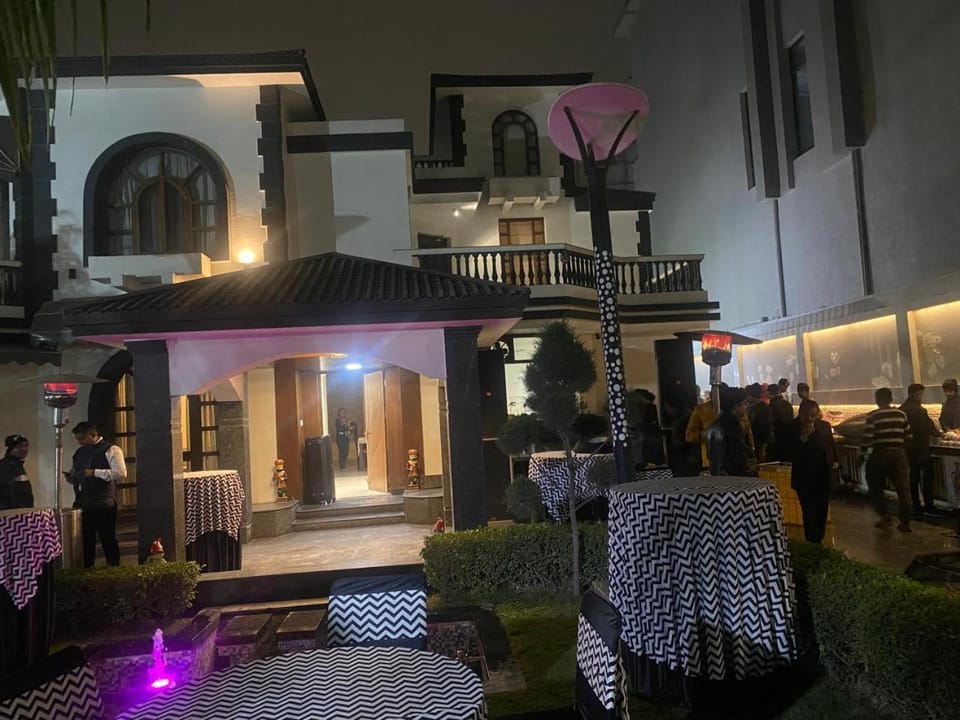 SRB Luxury Villa Villa in Gurugram