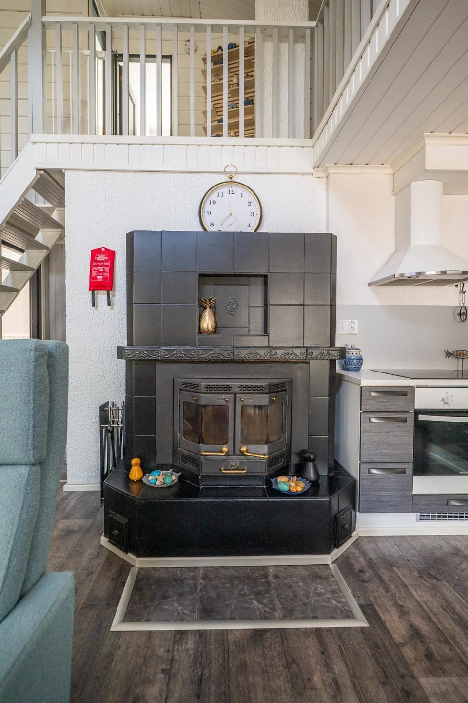 Living room, fireplace