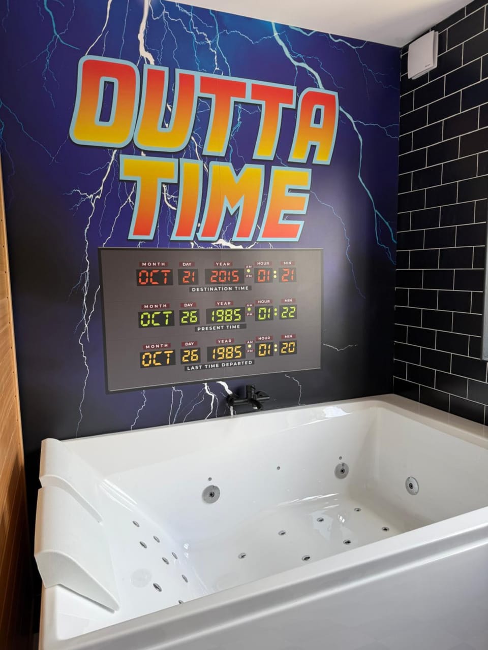 Hot Tub, Bathroom, Text overlay, Bath