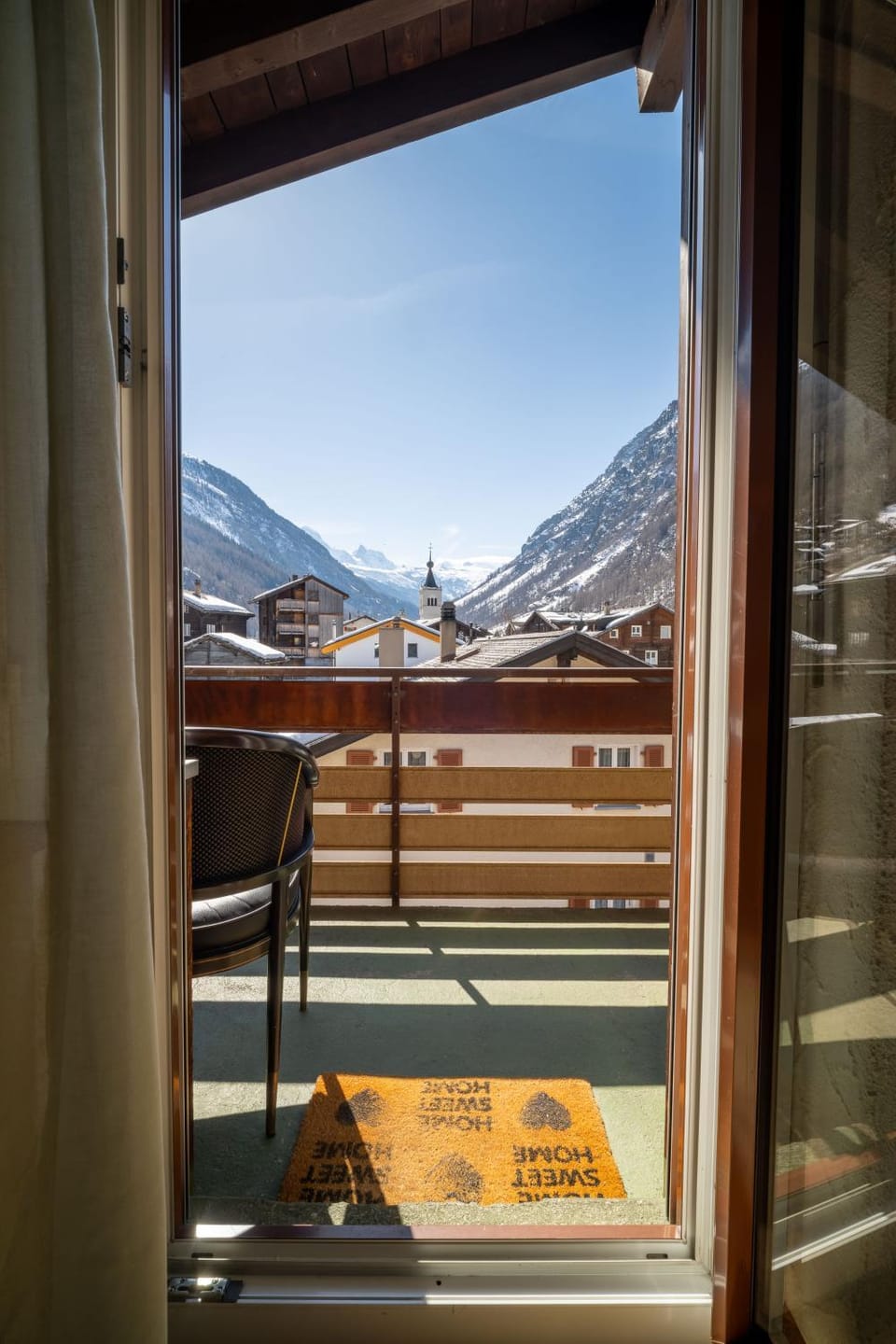 View (from property/room), Balcony/Terrace, Mountain view
