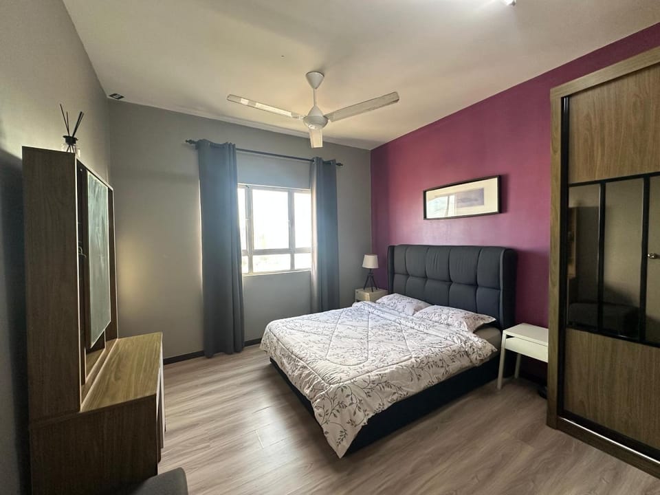 Bed, Photo of the whole room, Bedroom, wardrobe
