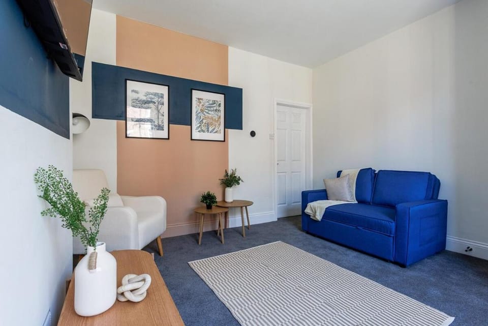 Charming Central 3BR Home Near Auckland Castle House in England