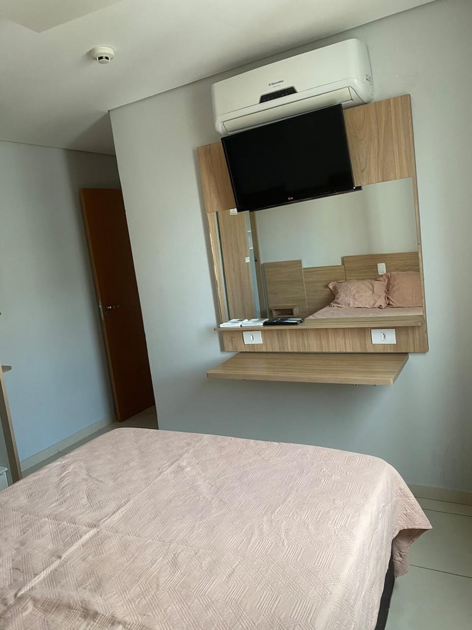 Apto Perfeito Locação Temporada Apartment in State of Goiás