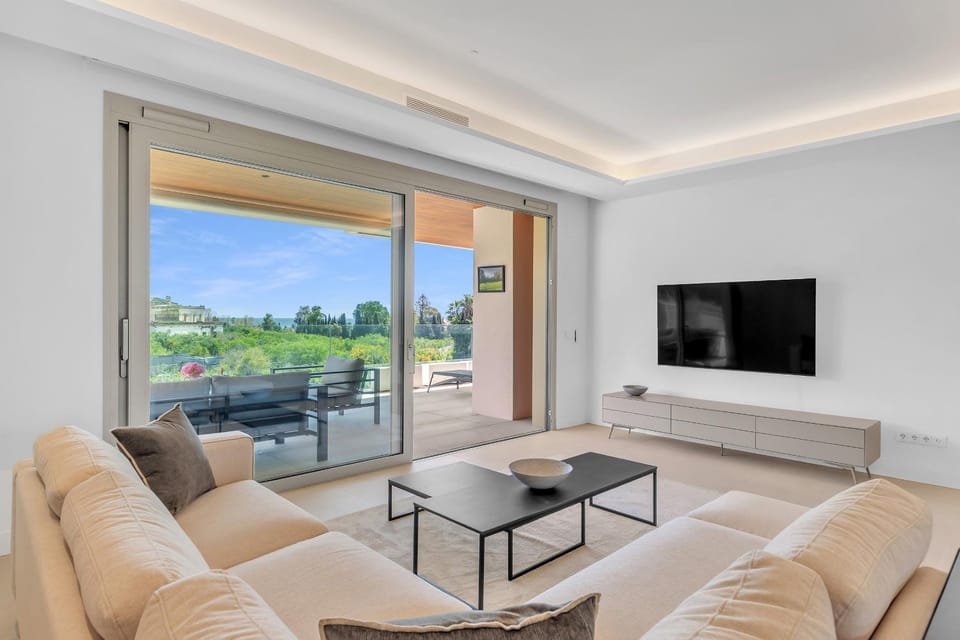 Benalus II Luxury Apartment by Finest Rentals Apartment in Marbella