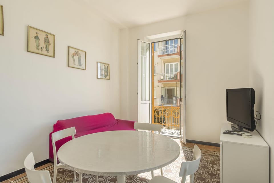 RivieraRent Chez Rita Apartment in Finale Ligure
