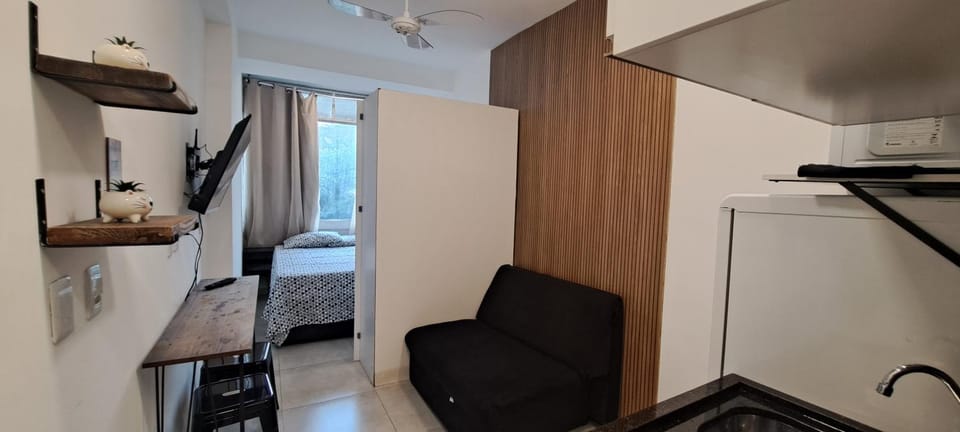 Bed, TV and multimedia, Photo of the whole room, Dining area