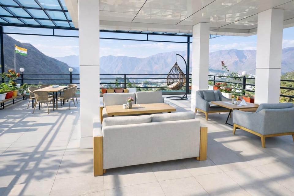 Hollywood Spring Resort, Mussoorie - #Scenic Mountain View #Parking #Restaurant #Balcony #Top Rated #Most Awarded #Spacious Rooms #Guest Preferred Hotel in Uttarakhand