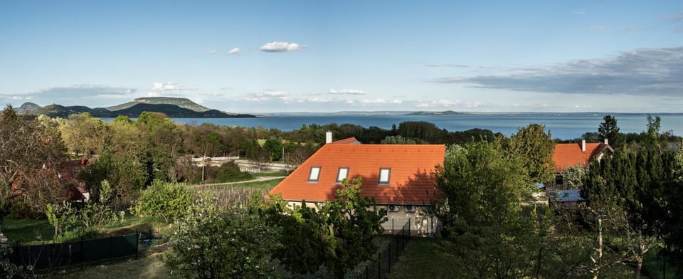 Nearby landmark, Day, Natural landscape, Lake view, Mountain view