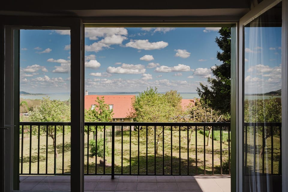 Day, View (from property/room), Balcony/Terrace, Garden view