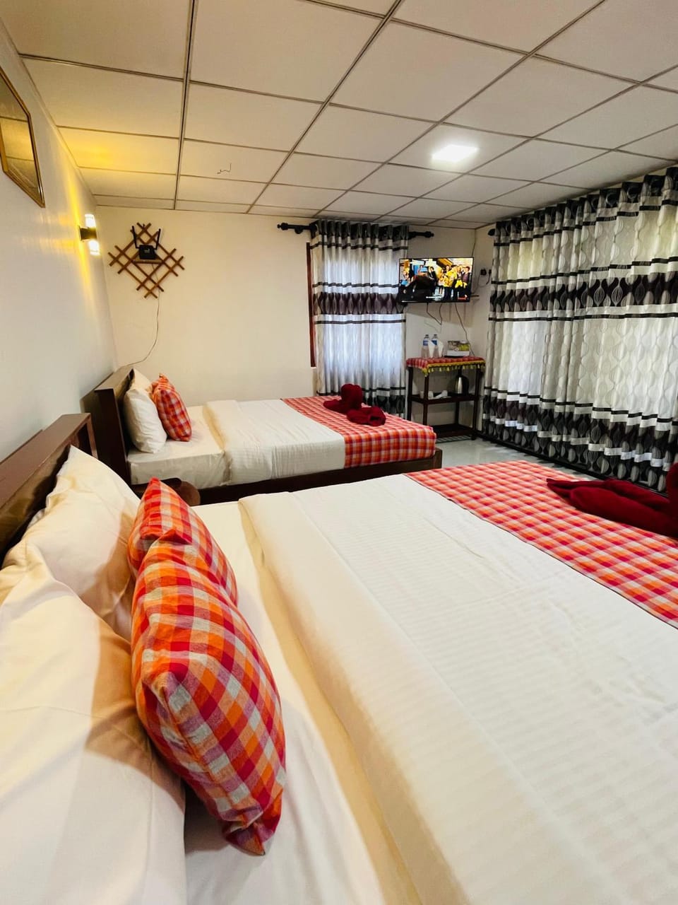 Bed, Bedroom, bunk bed, air conditioner