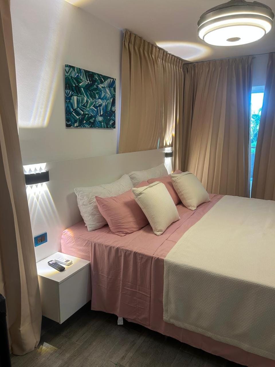 Balcony/Terrace, Bedroom, air conditioner