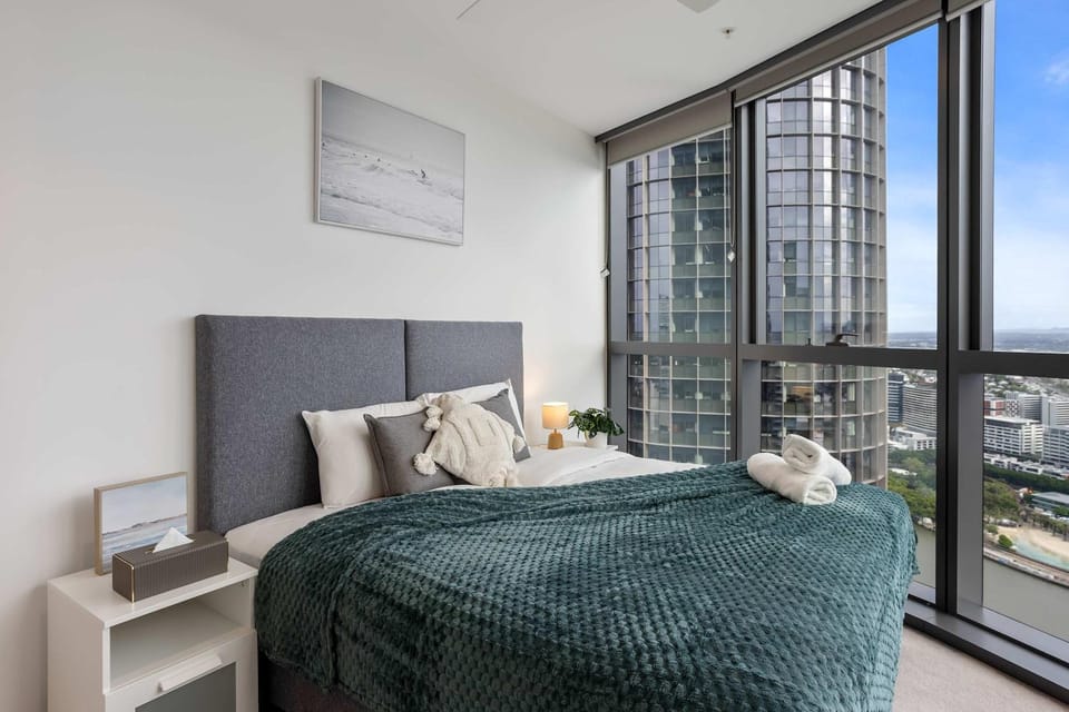 Iconic Views Queen's Wharf 2BR by Casino and South Bank Apartment in Brisbane City