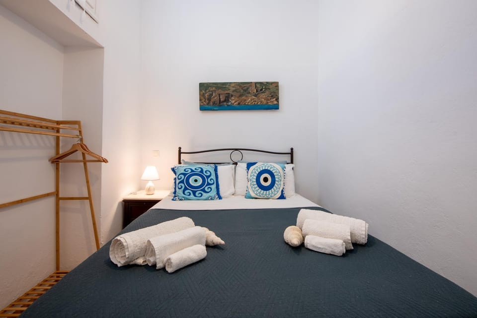 Decorative detail, Bedroom