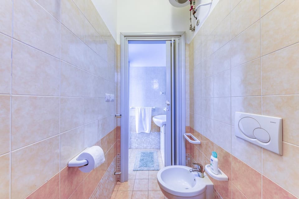 Bathroom, Living room