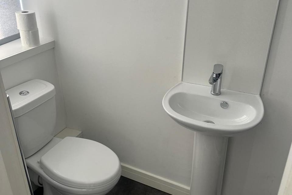Toilet, Bathroom