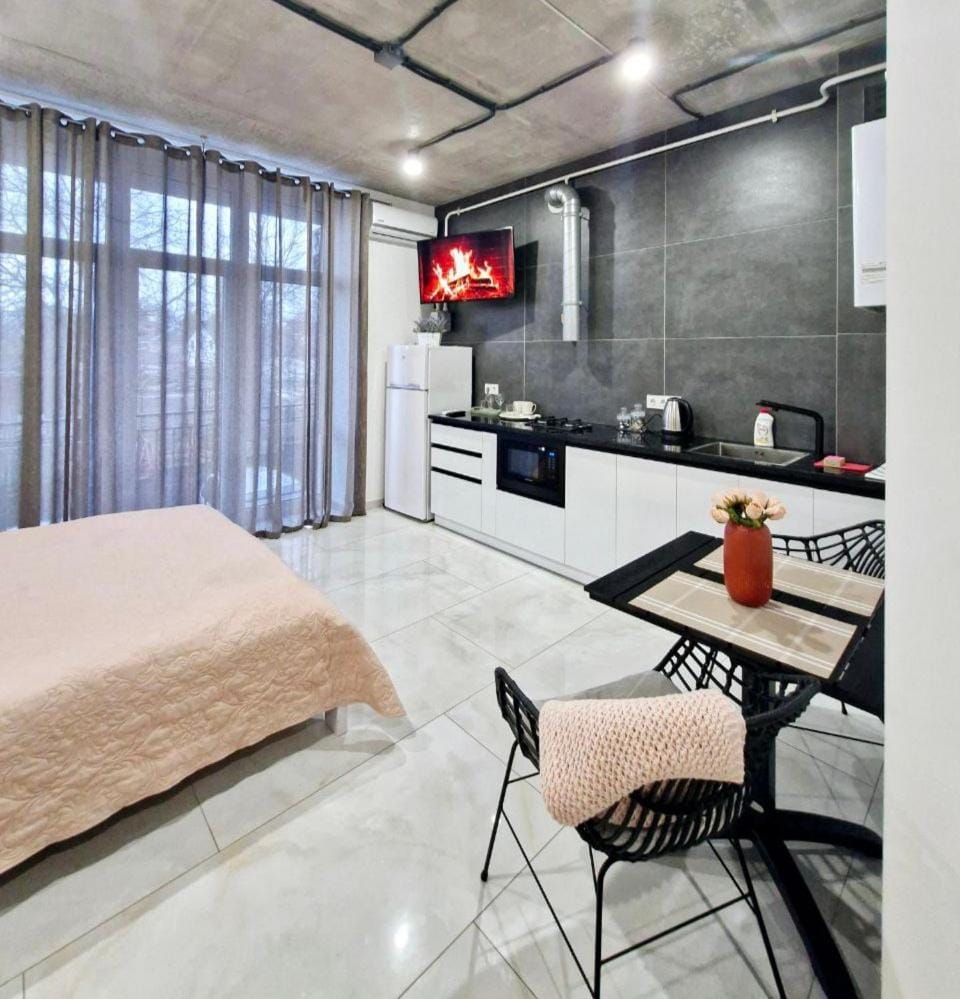 Bed, TV and multimedia, Kitchen or kitchenette, Photo of the whole room, Seating area, pet friendly