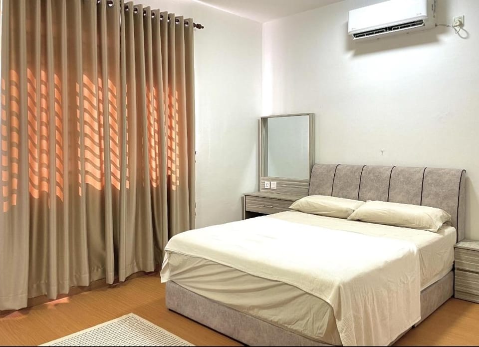 Bed, Bedroom, air conditioner