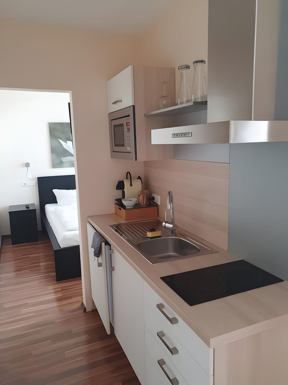 Kitchen or kitchenette, Living room