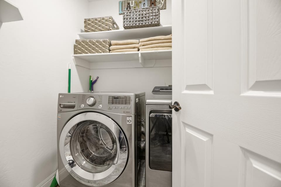 laundry, washing machine, dryer