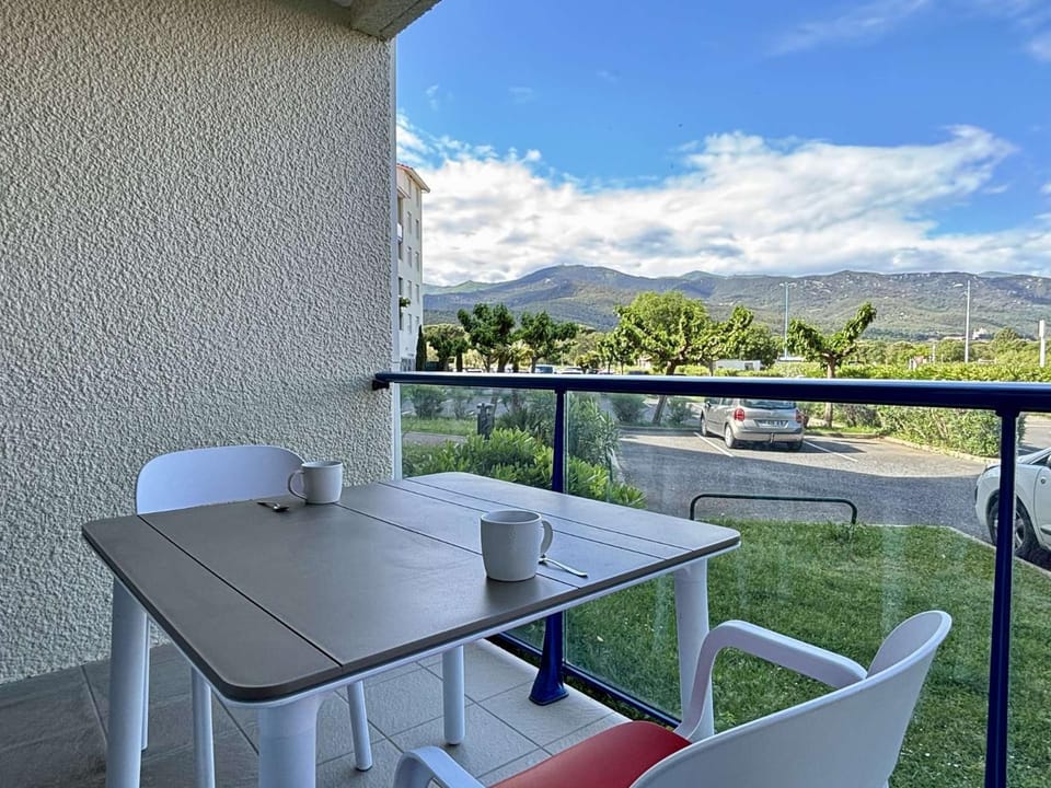 View (from property/room), Balcony/Terrace