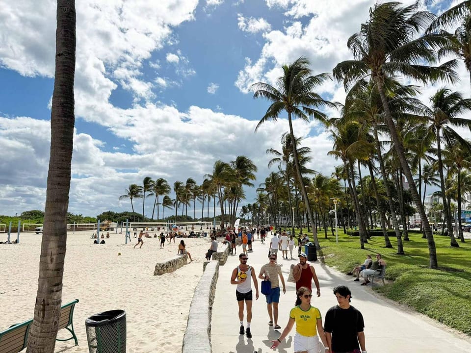 South Beach South of Fifth 1 Bedroom Apartment Steps to Beach Sleeps 5 Pet Friendly Apartment in South Beach Miami